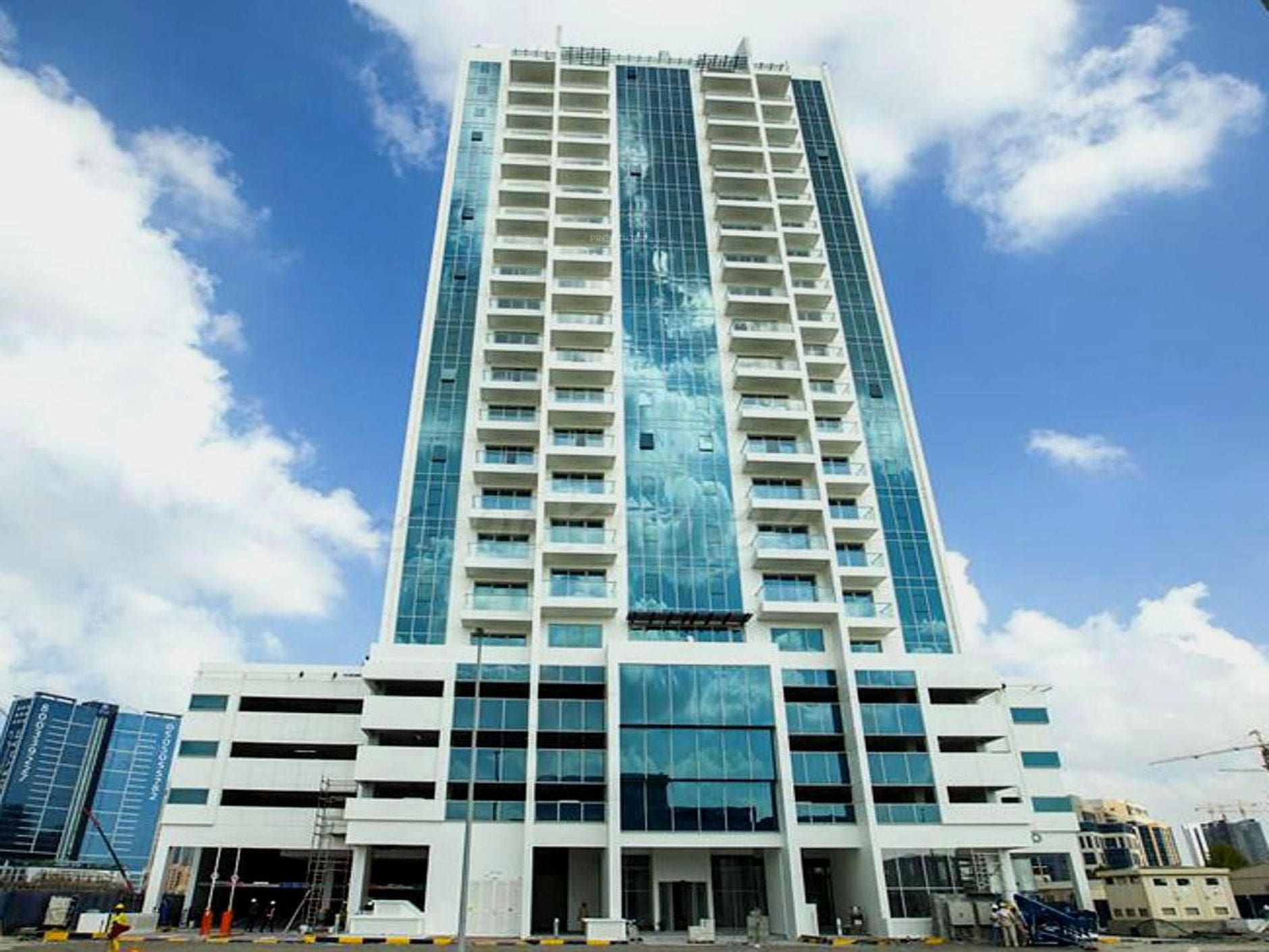 Fairview Residence by Deyaar in Business Bay, Dubai Apartments for