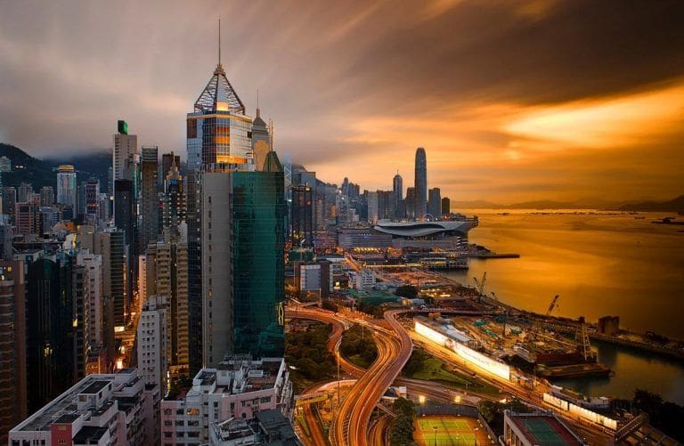 Dubai and Hong Kong: why investors prefer Dubai