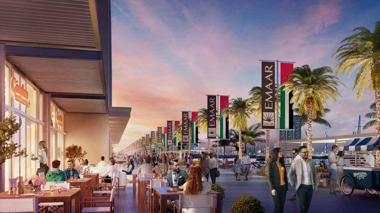 cafes and restaurants near marina vista