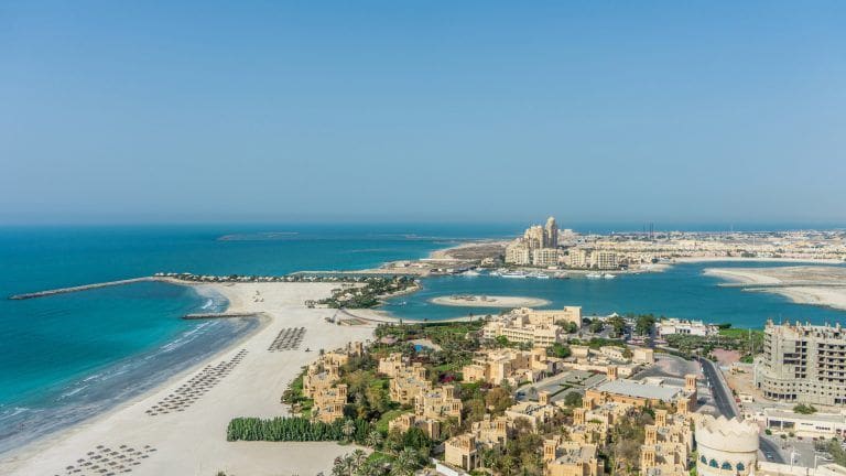 الحمراء غرينز، وجهة لا تُضاهى في منطقة الحمراء