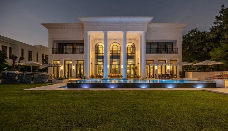 فيلا مقابل 190 مليون درهم إماراتي (51.7 مليون دولار أمريكي) في تلال الإمارات