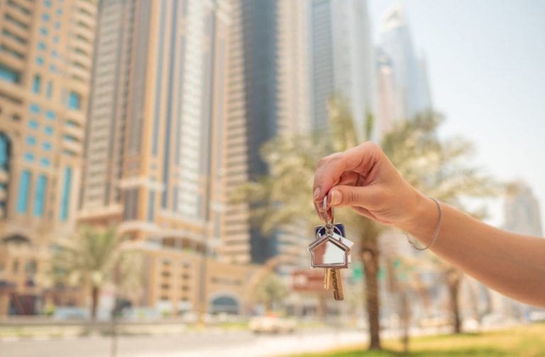 Buying Property on Dubai Islands: 2025 Guide