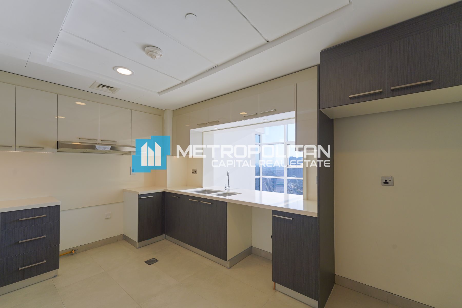 City View | Vacant from August | High Floor