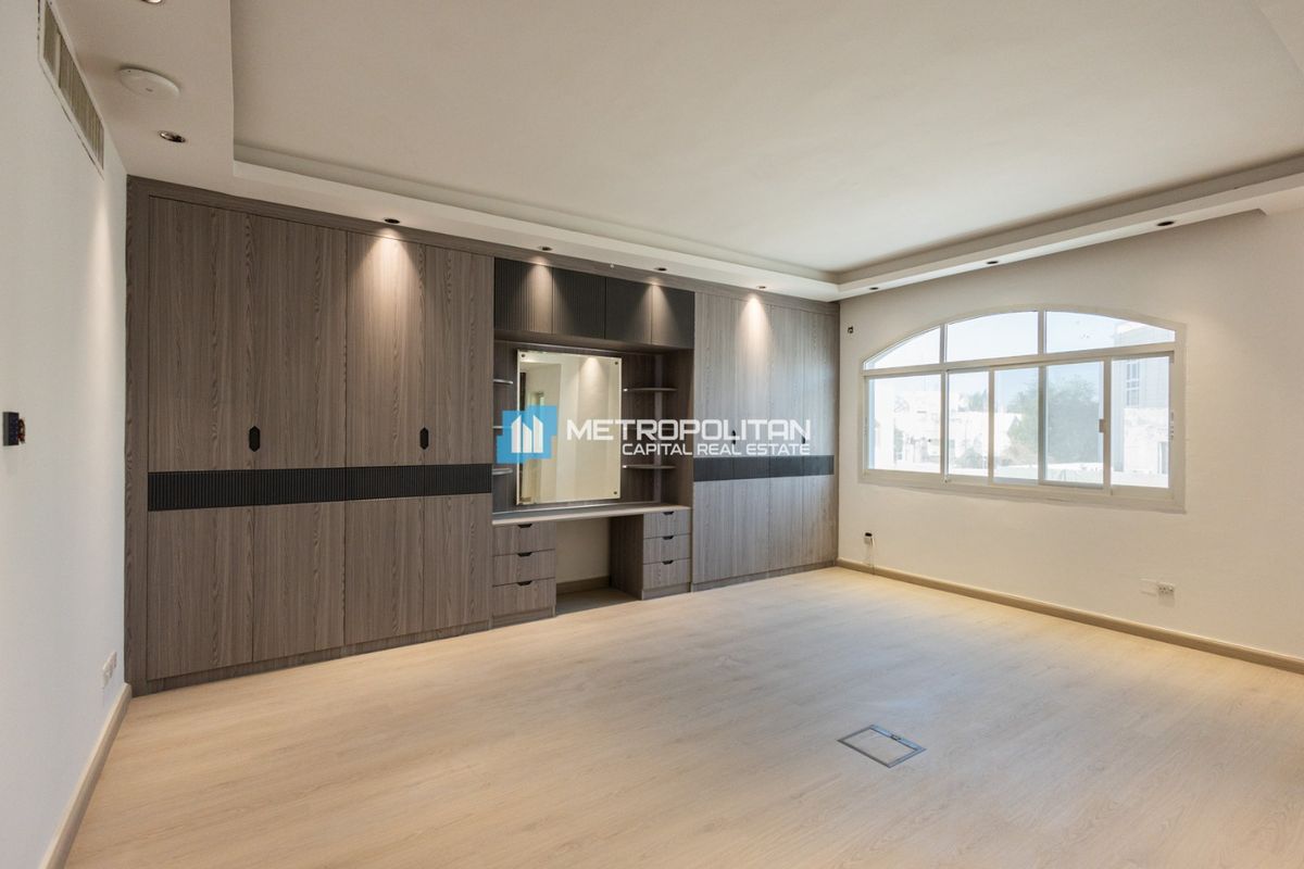 7BR Villa for Rent in Al Bateen Airport, Muroor Area - MCR-7203