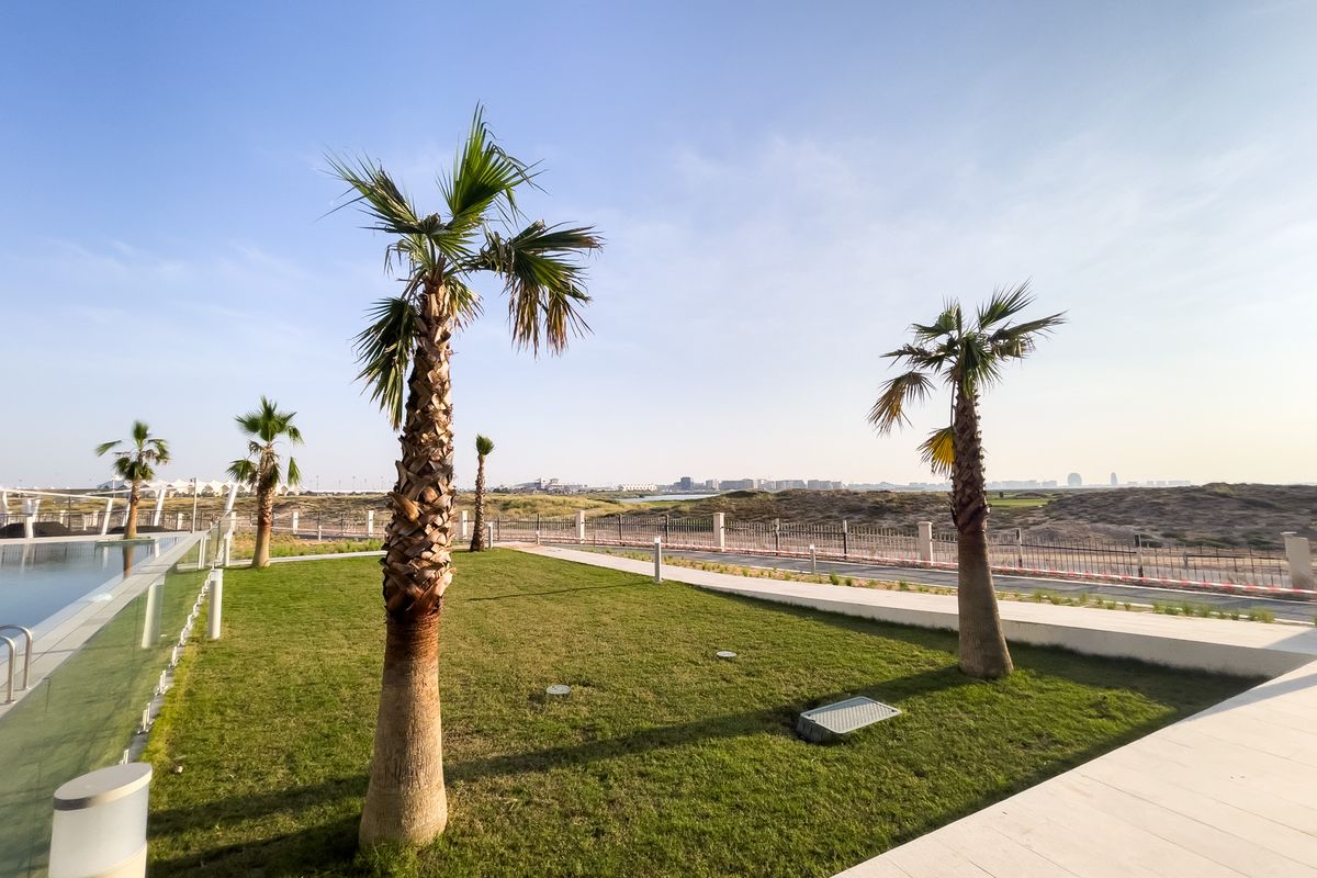 BRAND NEW | Fully Furnished | YAS GOLF COLLECTION