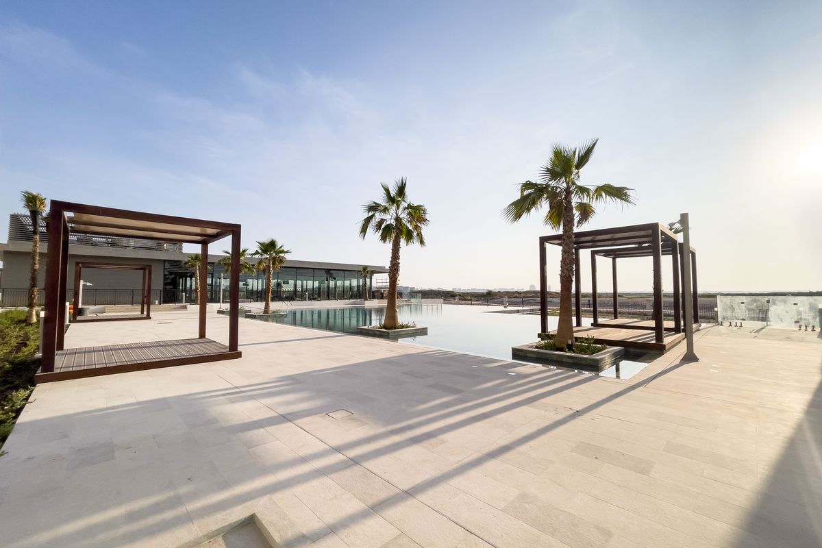 BRAND NEW | Fully Furnished | YAS GOLF COLLECTION