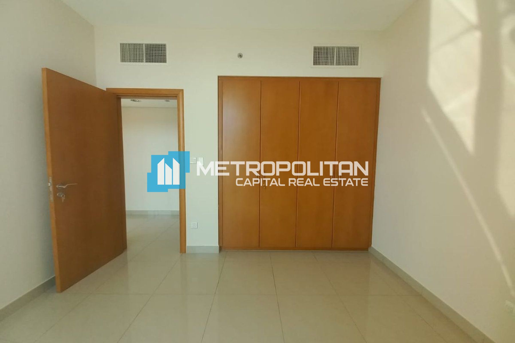 Ready to Move | Spacious 3BHK | Sea and City View