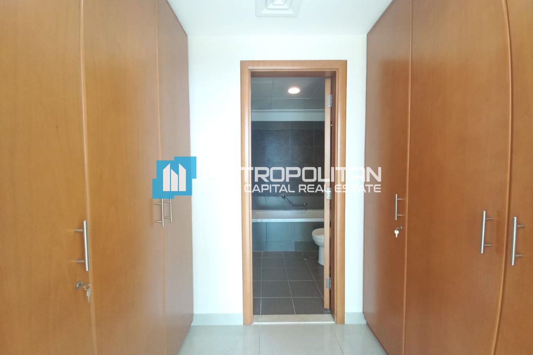 Ready to Move | Spacious 3BHK | Sea and City View