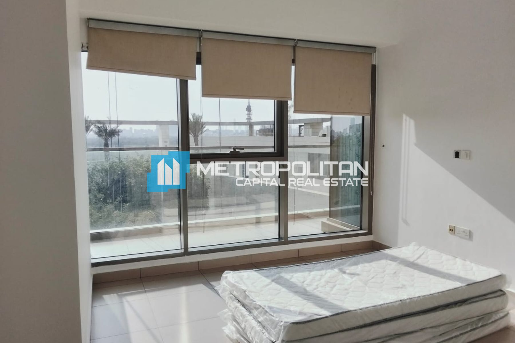 Partial Canal View | Unfurnished | Ready to Move