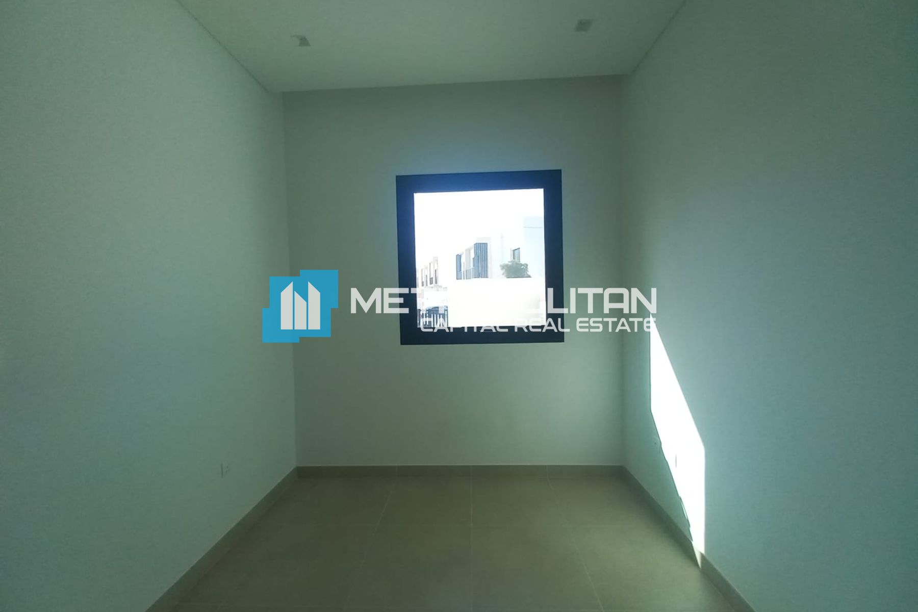 4BR+M and Study| Close to Community| Ready to Move