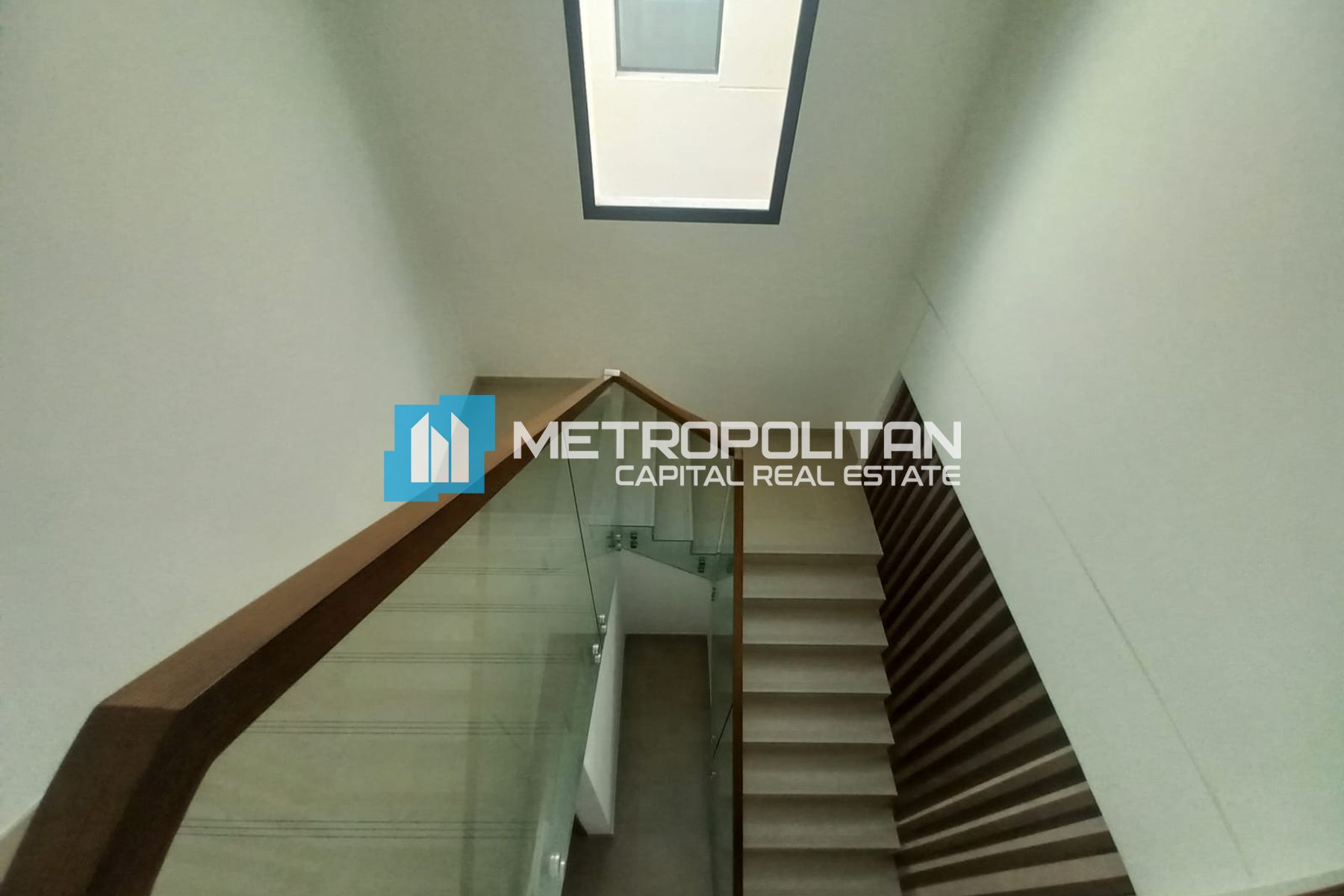 4BR+M and Study| Close to Community| Ready to Move