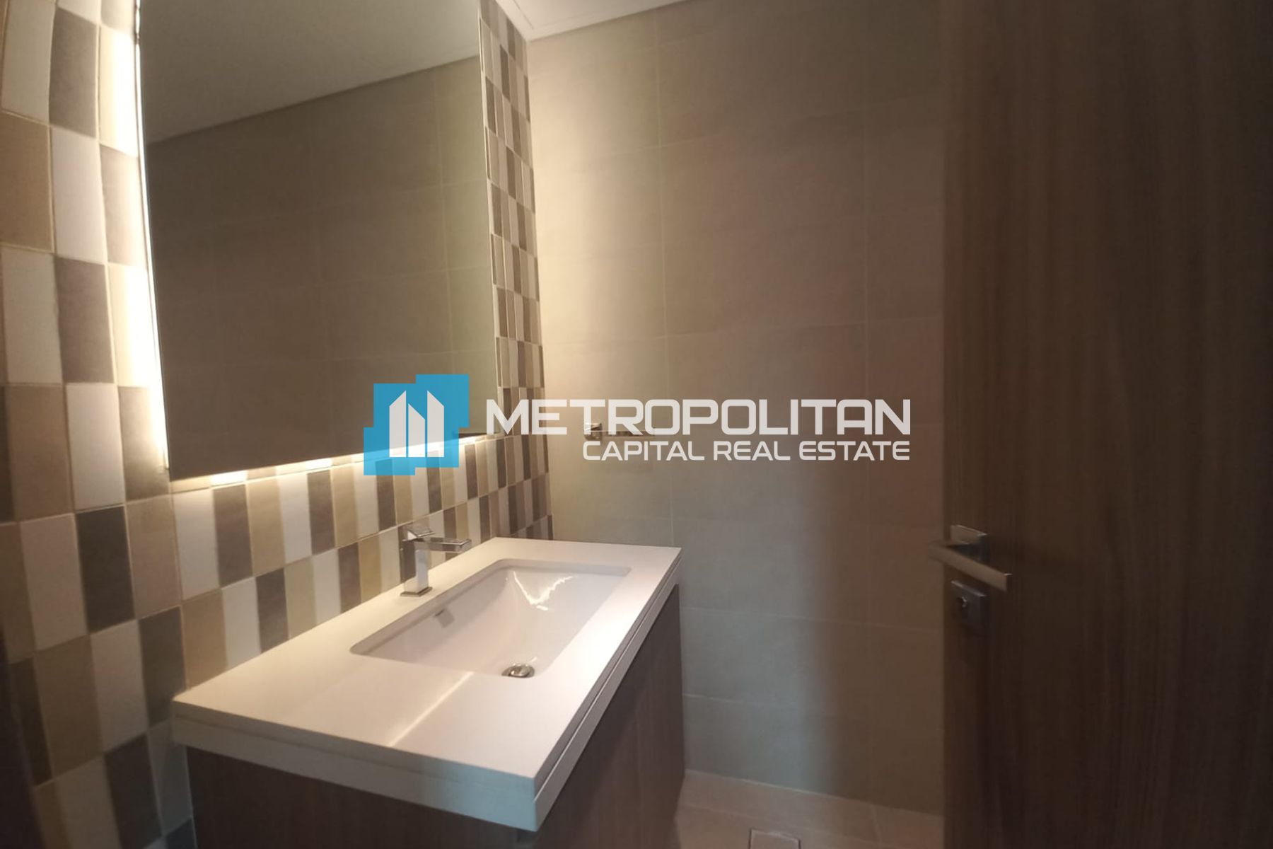 4BR+M and Study| Close to Community| Ready to Move