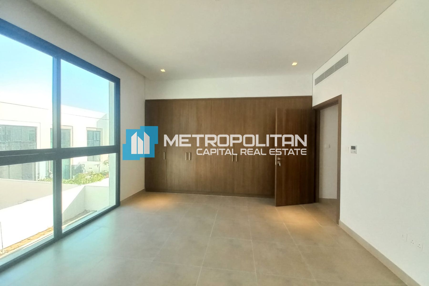4BR+M and Study| Close to Community| Ready to Move