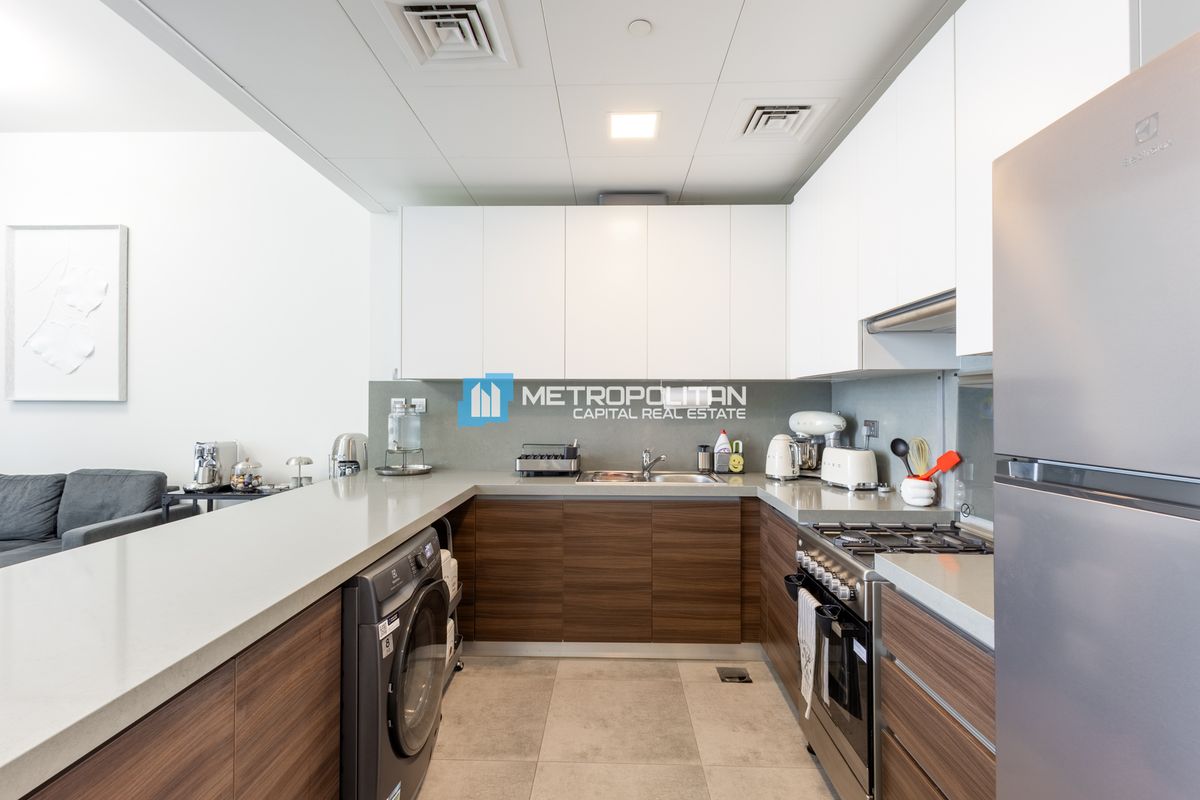 High Floor 1BR | Fully Furnished | Full Facilities