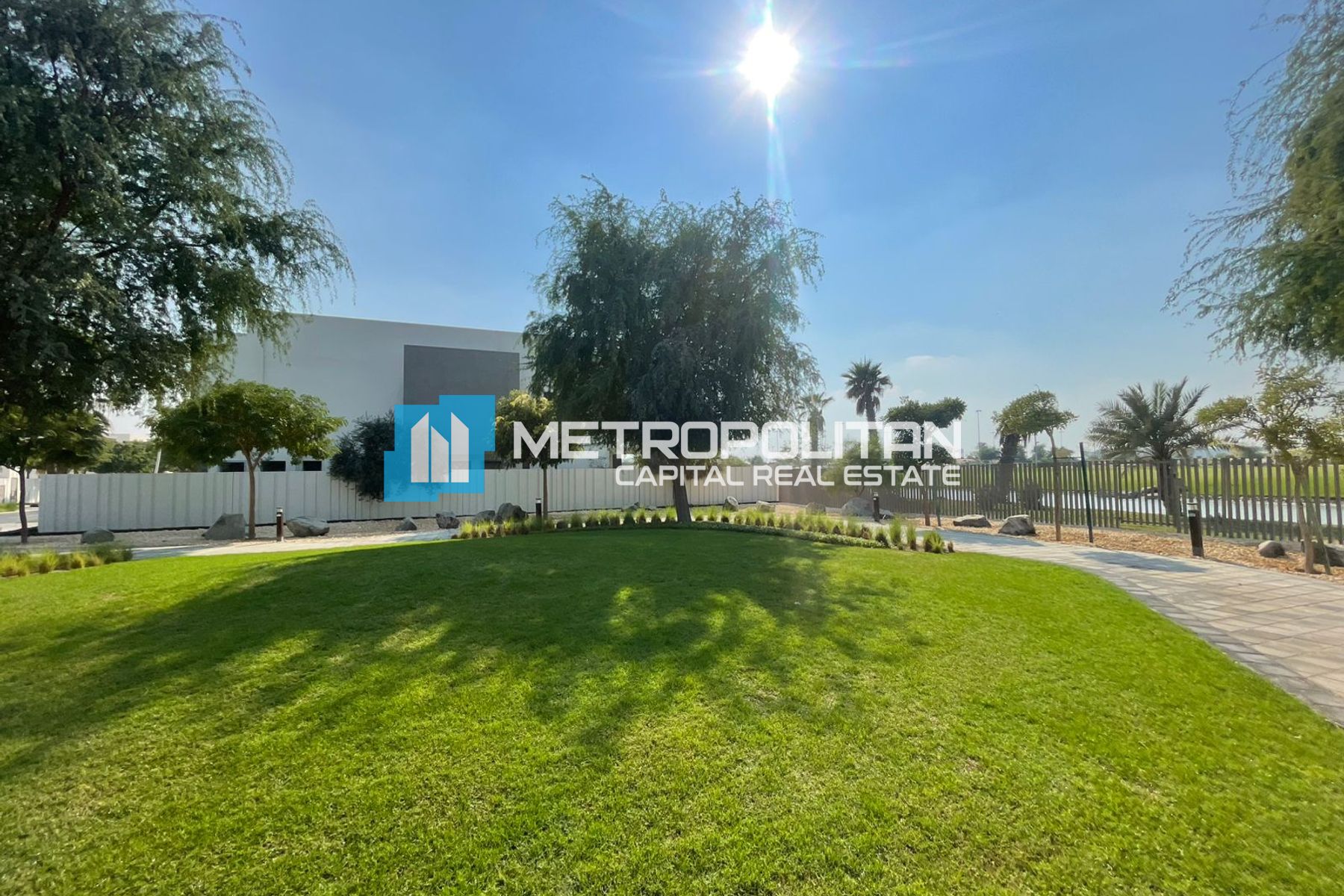 Lake & Golf View| Single Row Corner | Maid Room