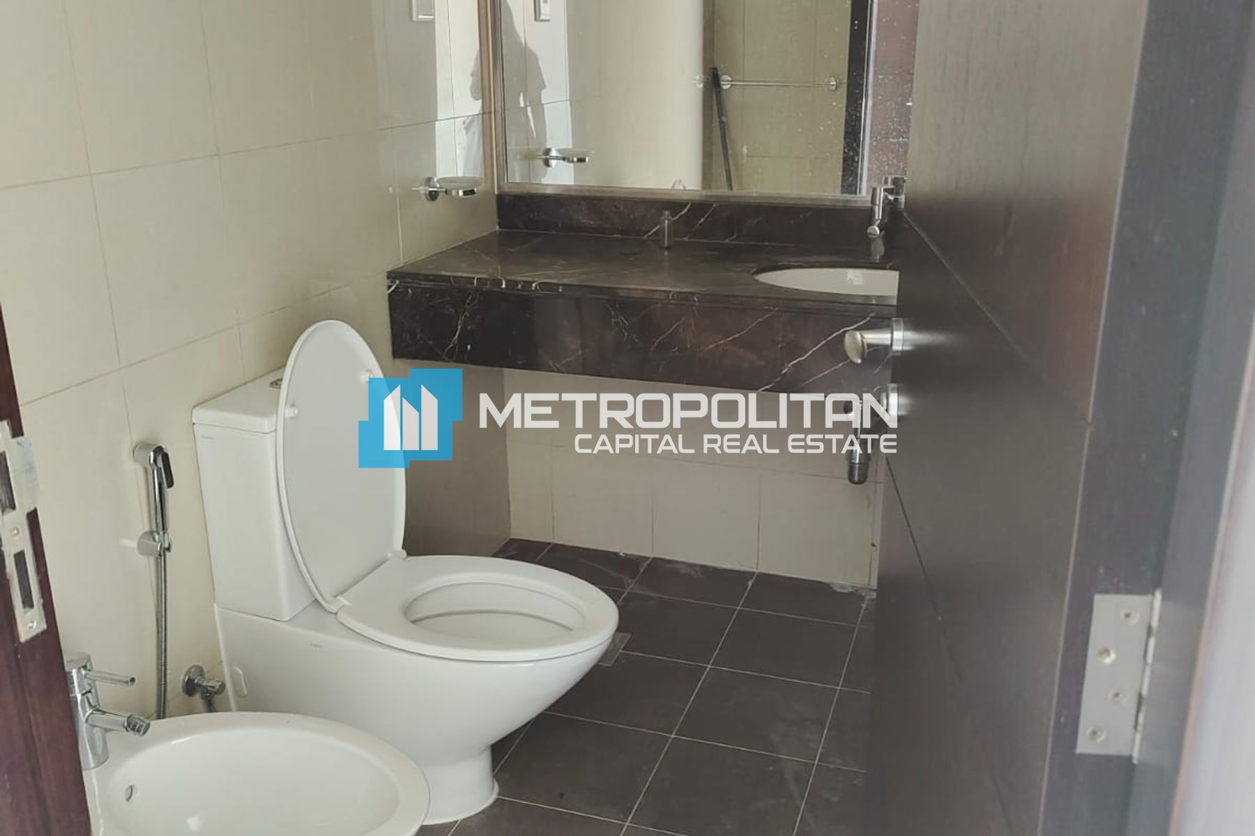 Partial Canal View | Vacant | 1BHK | 4 Payments