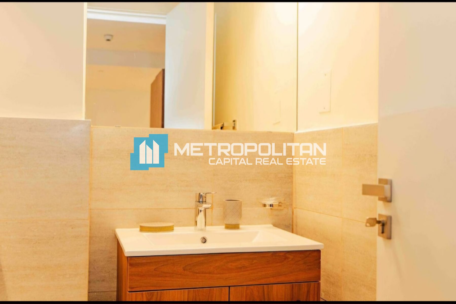 Furnished Unit| 1 Bedroom w/ Balcony| Duplex Style