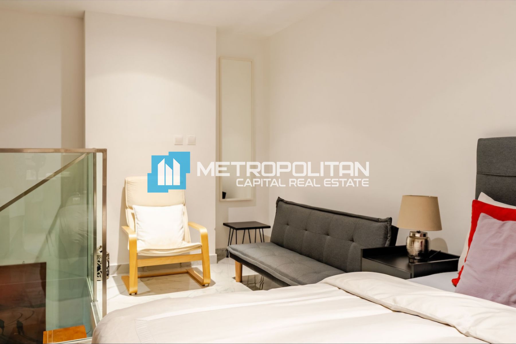 Furnished Unit| 1 Bedroom w/ Balcony| Duplex Style