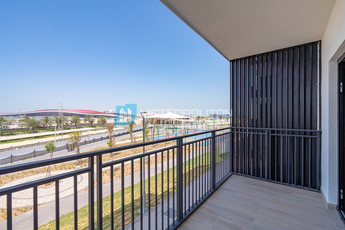 1BR Apartment for Rent in Waters Edge, Yas Island - MCR-7468