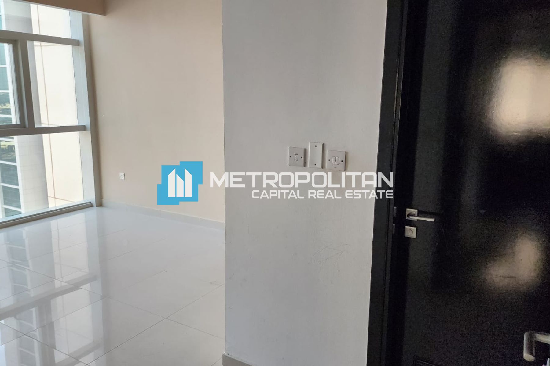 Vacant| Partly Furnished | Pool and Community View