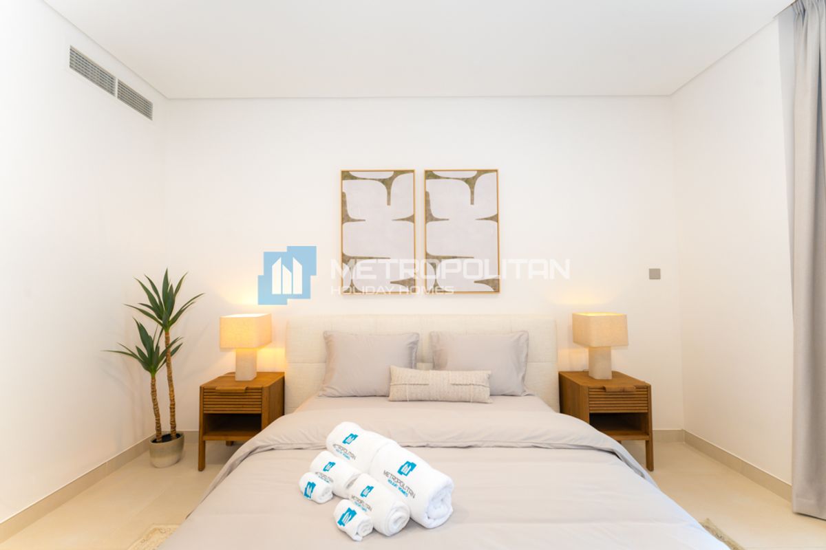 Full Pool View | Fully Furnished | High End