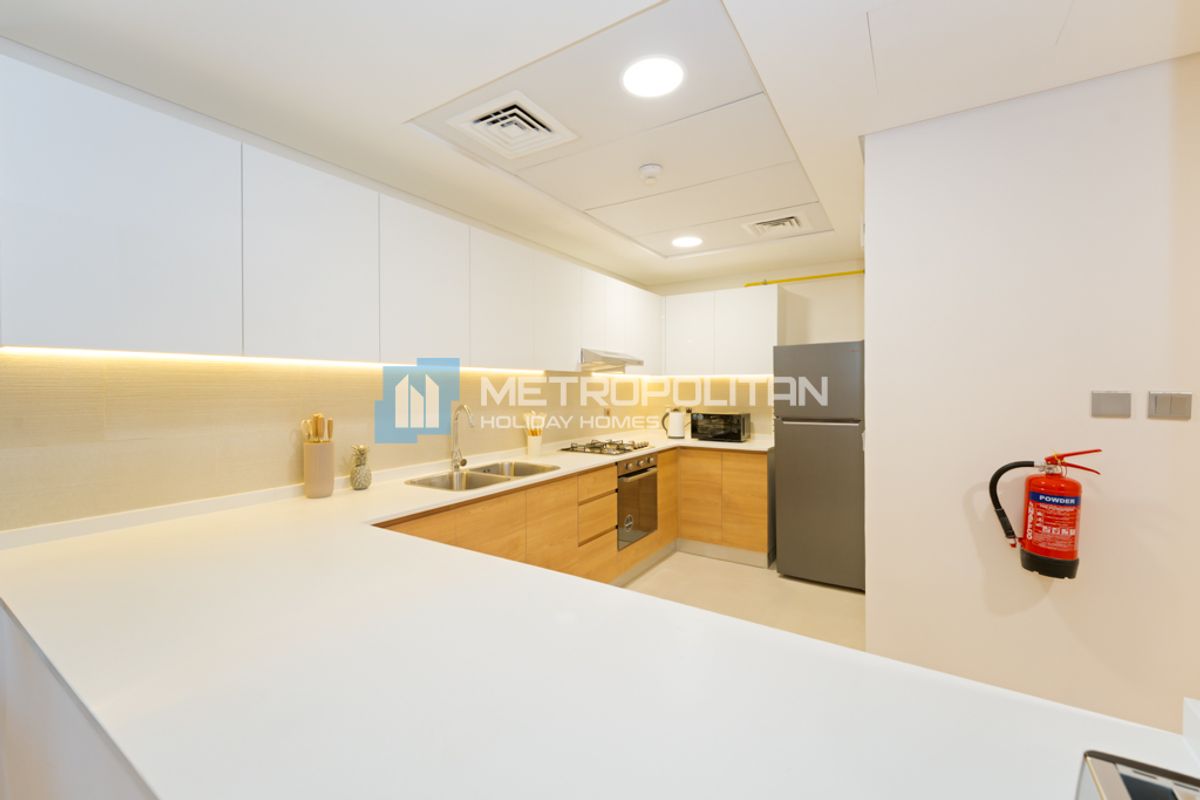 Full Pool View | Fully Furnished | High End
