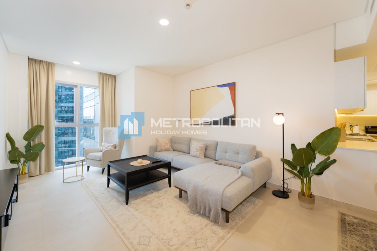 Full Pool View | Fully Furnished | High End