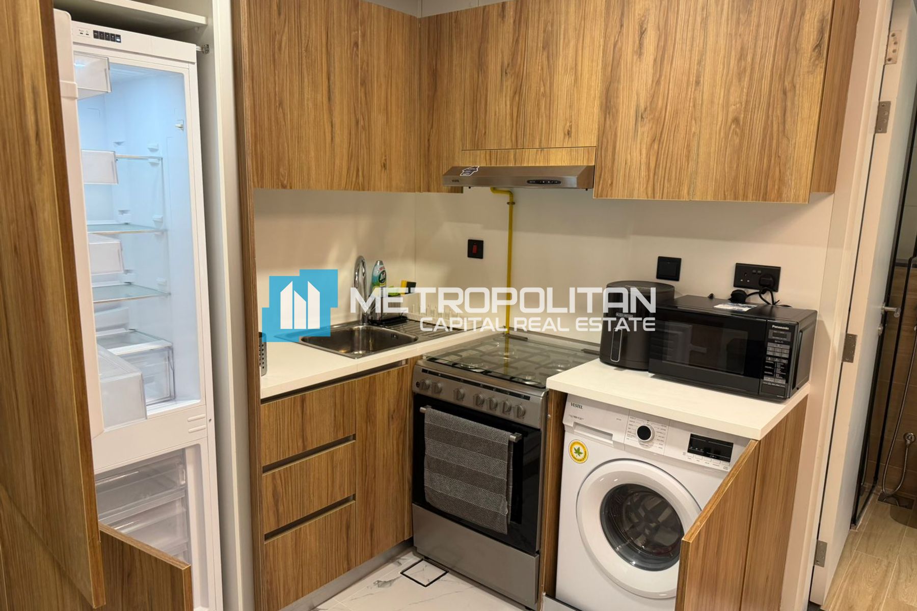 Full Pool View | Fully Furnished | Prime Location