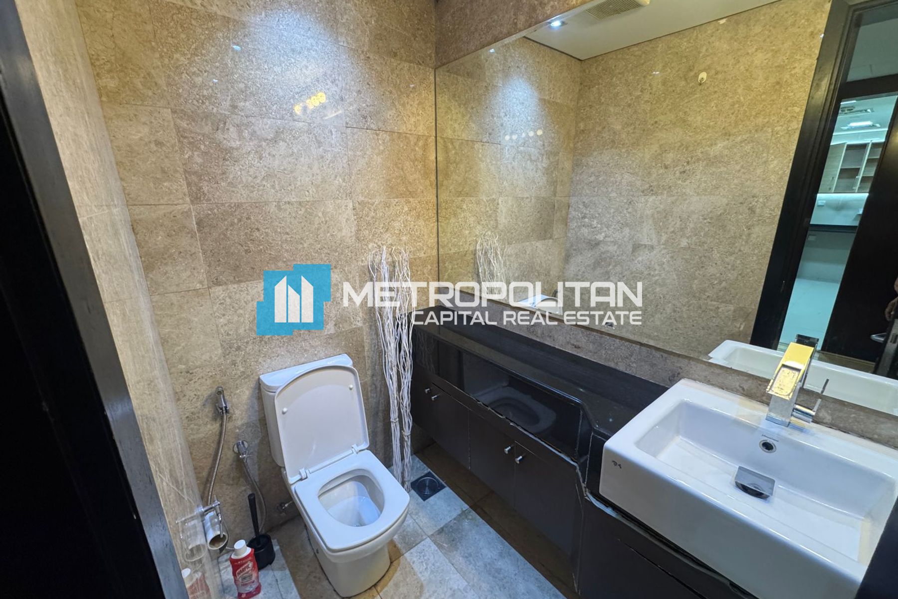 Fully Furnished| High Floor| 1BR converted to 2BR