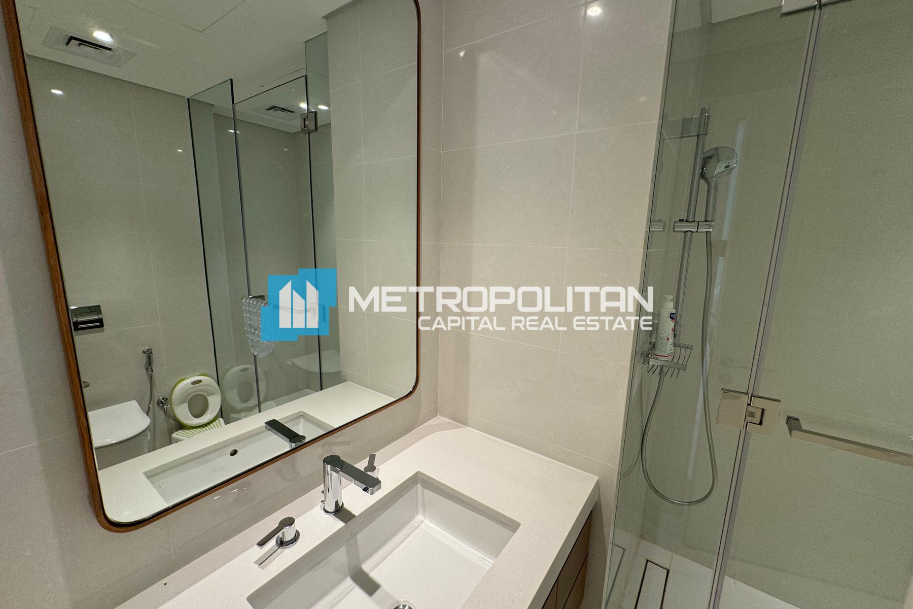 Corner Unit | Vacant Unit | 2 BR with Balcony
