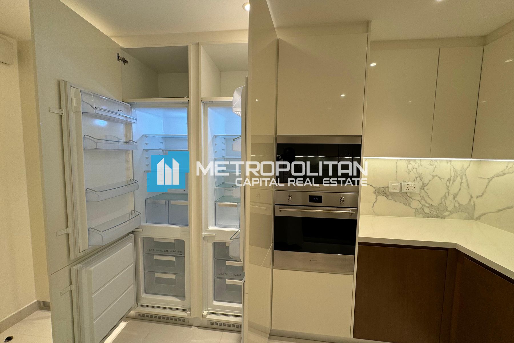 Corner Unit | Vacant Unit | 2 BR with Balcony