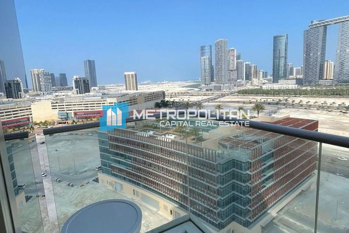 Partial Canal View | Flexible Cheques | High Floor