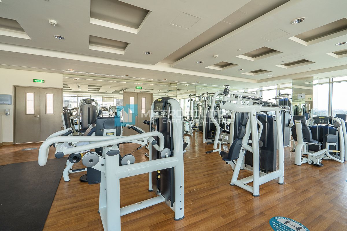 Partial Canal View | Flexible Cheques | High Floor