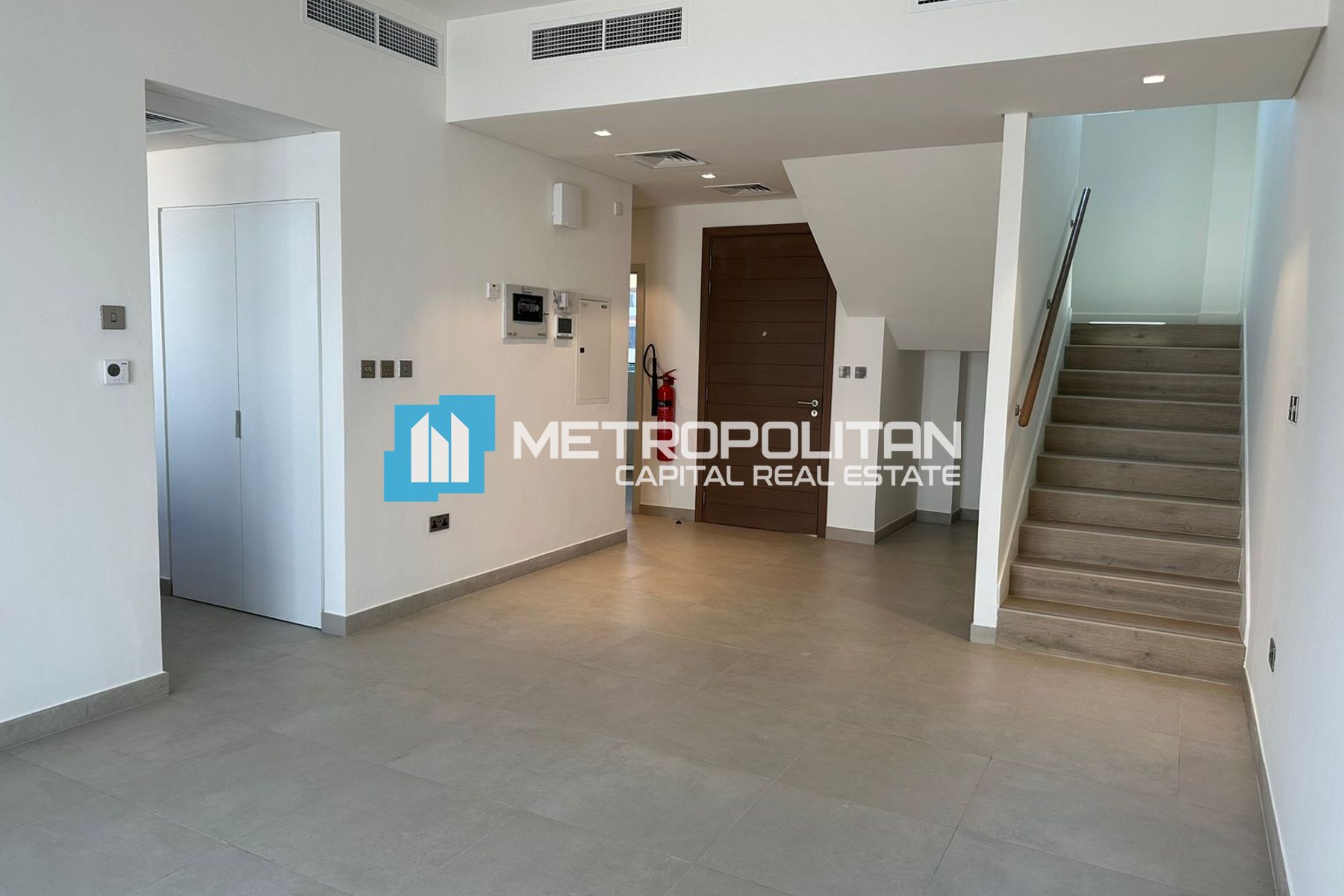 Single Row | Balcony | 2 BR Modern Townhouse