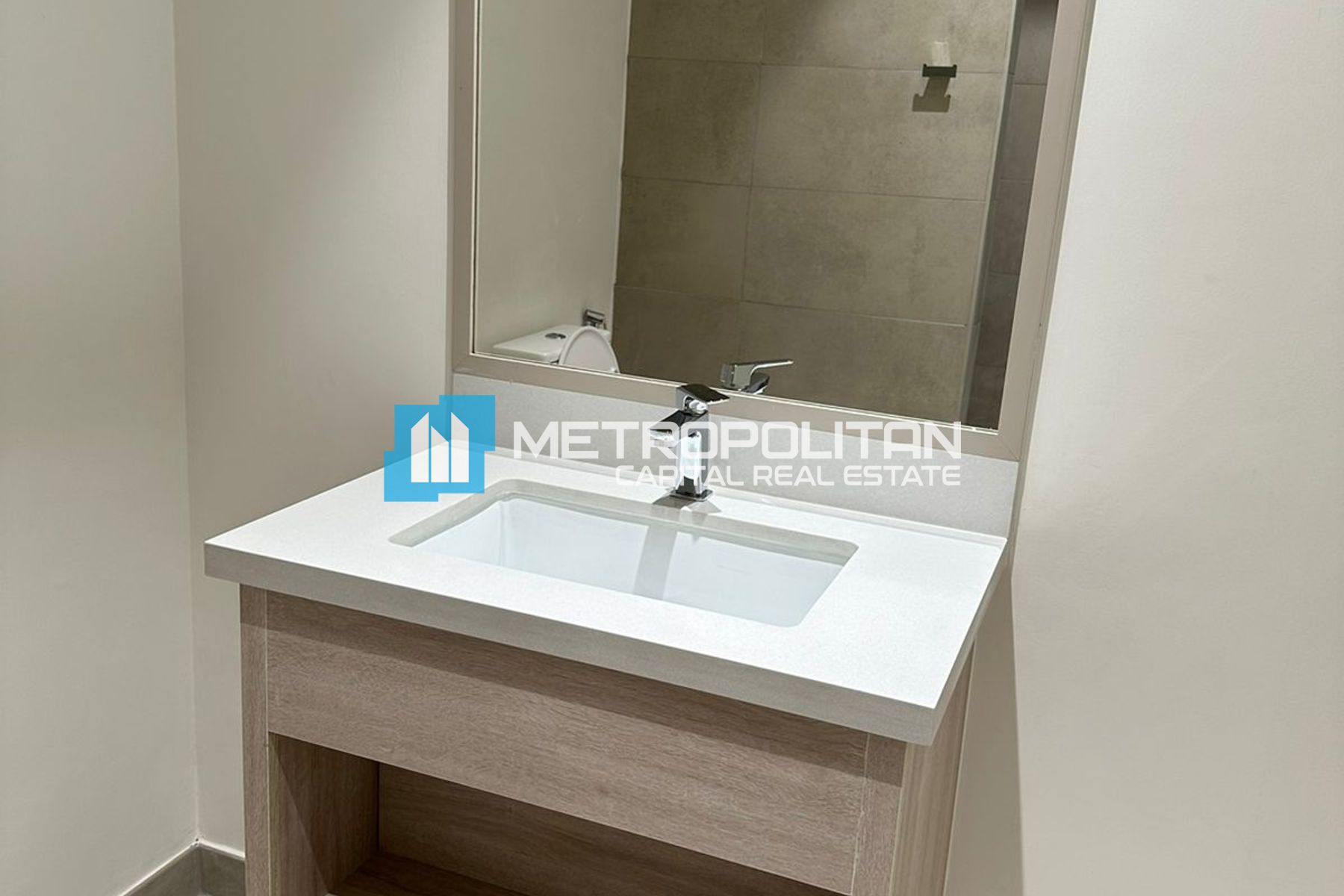 Single Row | Balcony | 2 BR Modern Townhouse