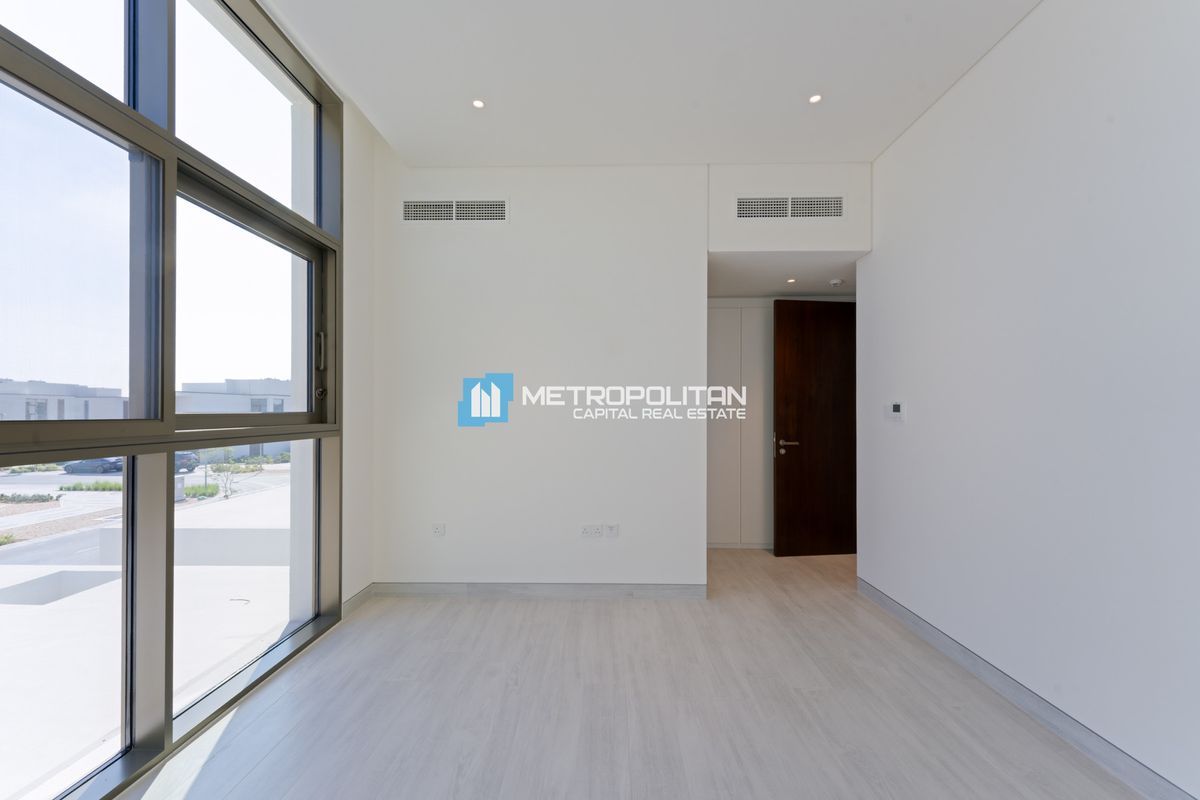 Mangrove View| Vacant Unit | 3BR with Maids