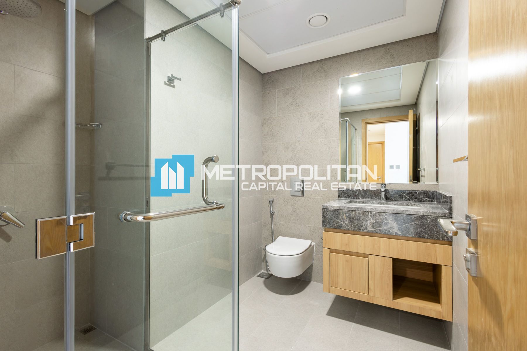 Full Canal View | High Floor | Equipped Kitchen