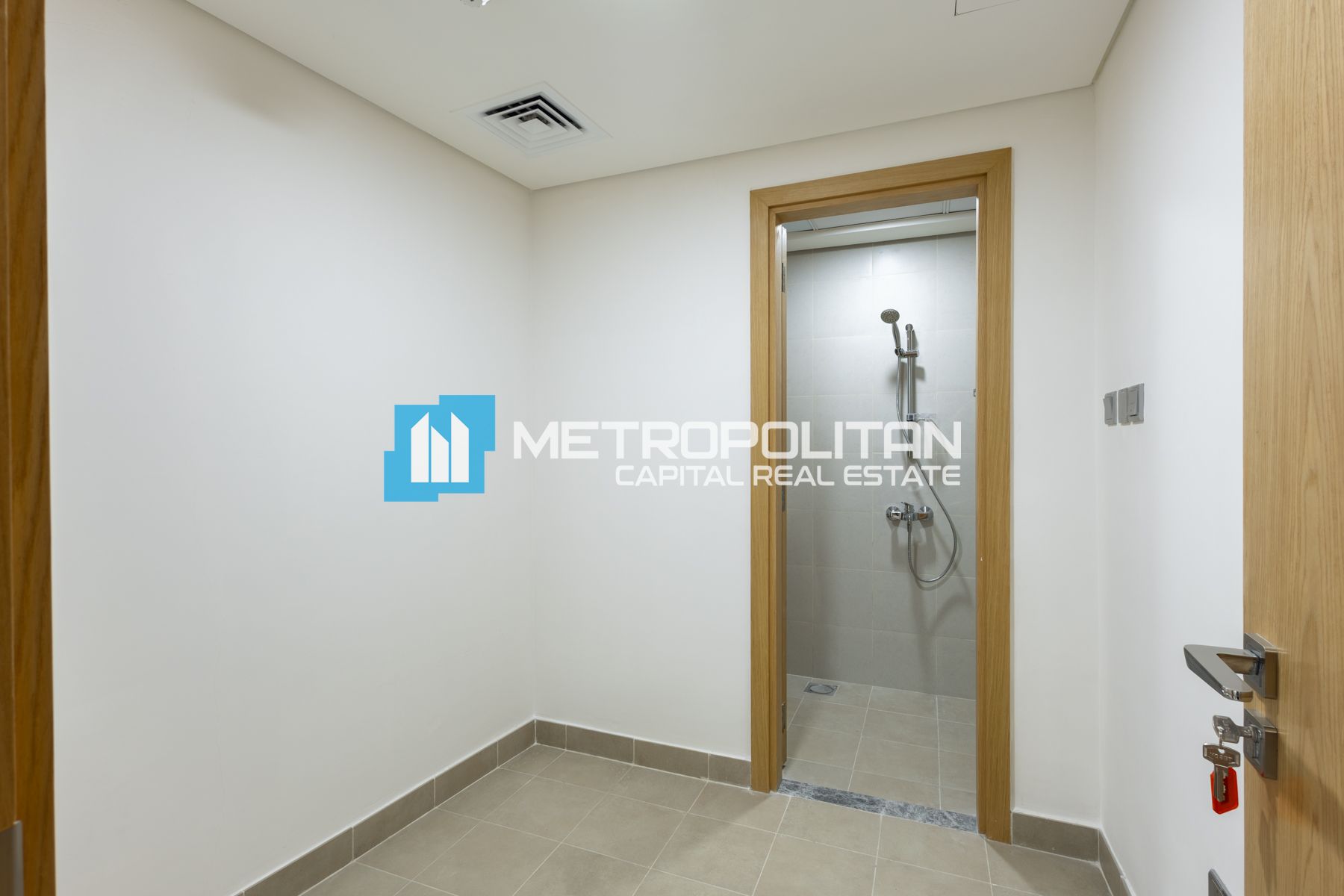 Full Canal View | High Floor | Equipped Kitchen