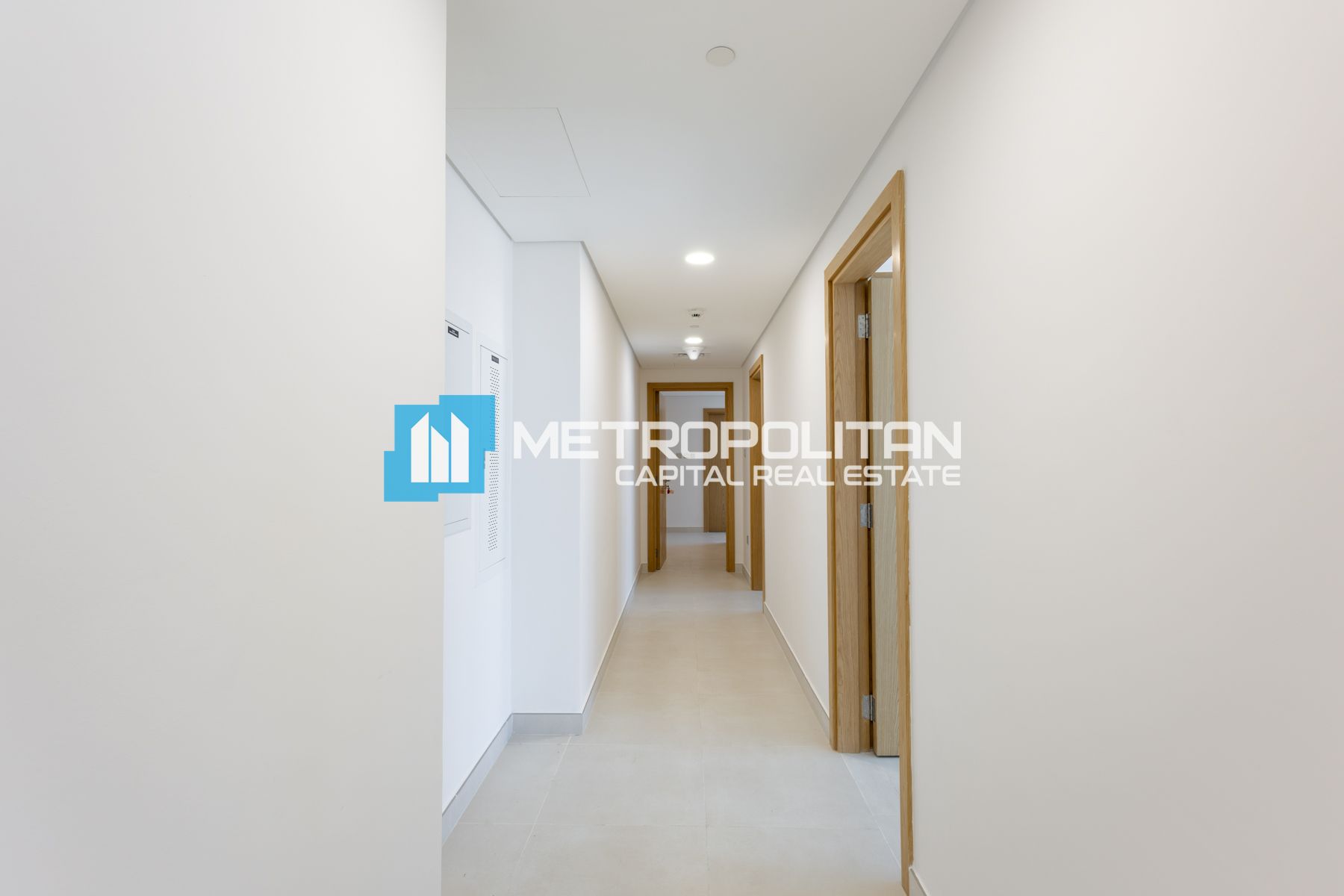 Full Canal View | High Floor | Equipped Kitchen