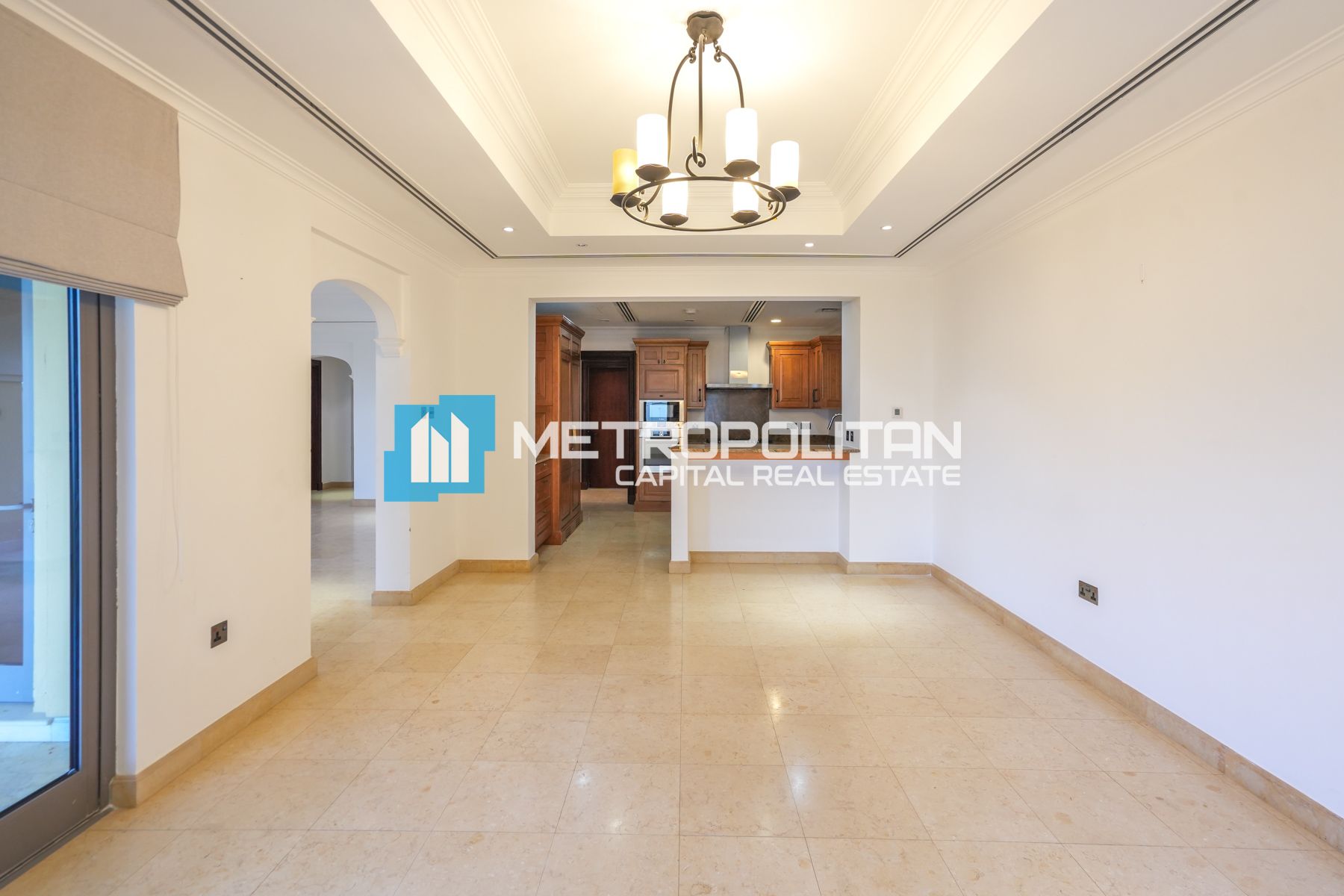 Corner 4BR+Maids | Massive Plot | Well Maintained