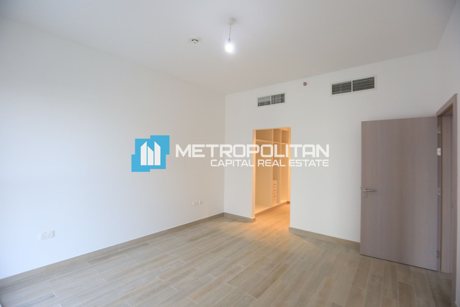 Balcony | 2 BR with Laundry | Ready to Move