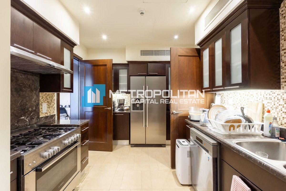 Ground Floor | 3BR+M w/ Terrace | Corner | Vacant