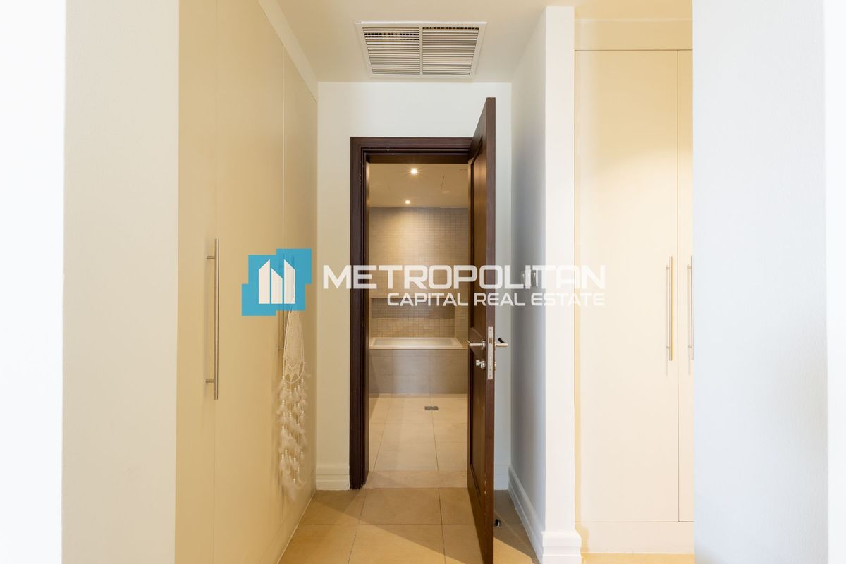 Ground Floor | 3BR+M w/ Terrace | Corner | Vacant