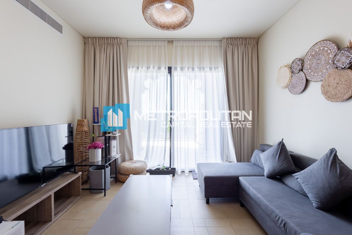 Ground Floor | 3BR+M w/ Terrace | Corner | Vacant