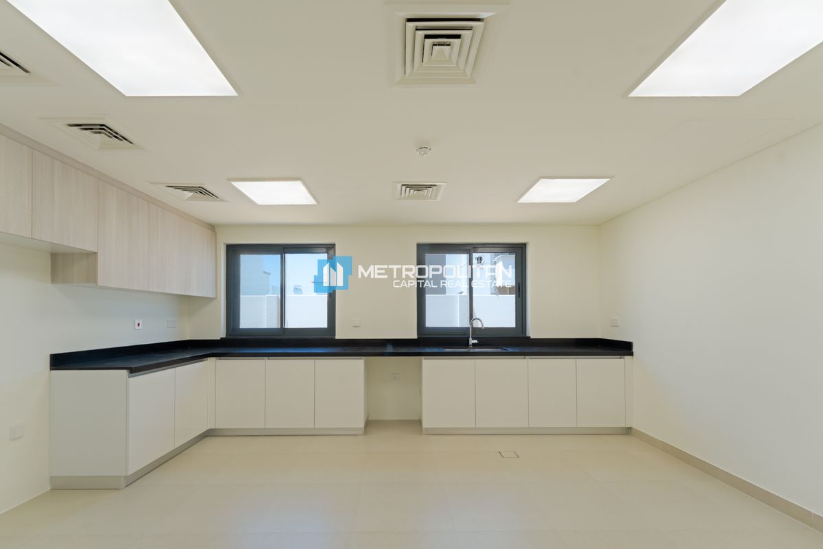 Great Amenities | Brand New | First Tenant