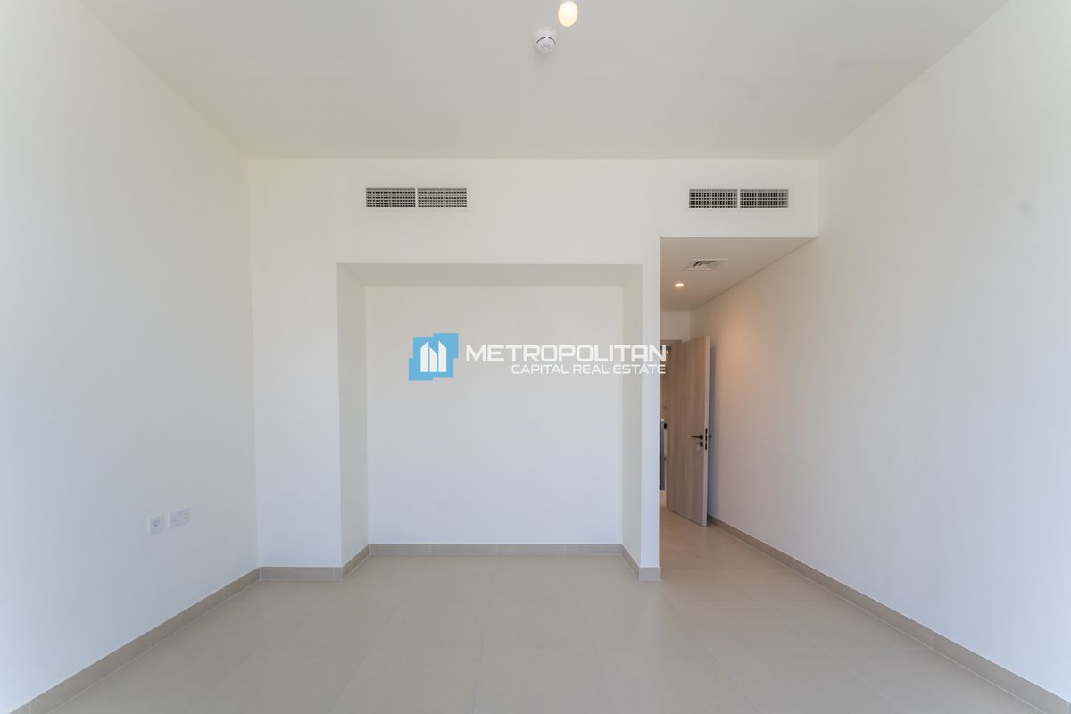 Great Amenities | Brand New | First Tenant