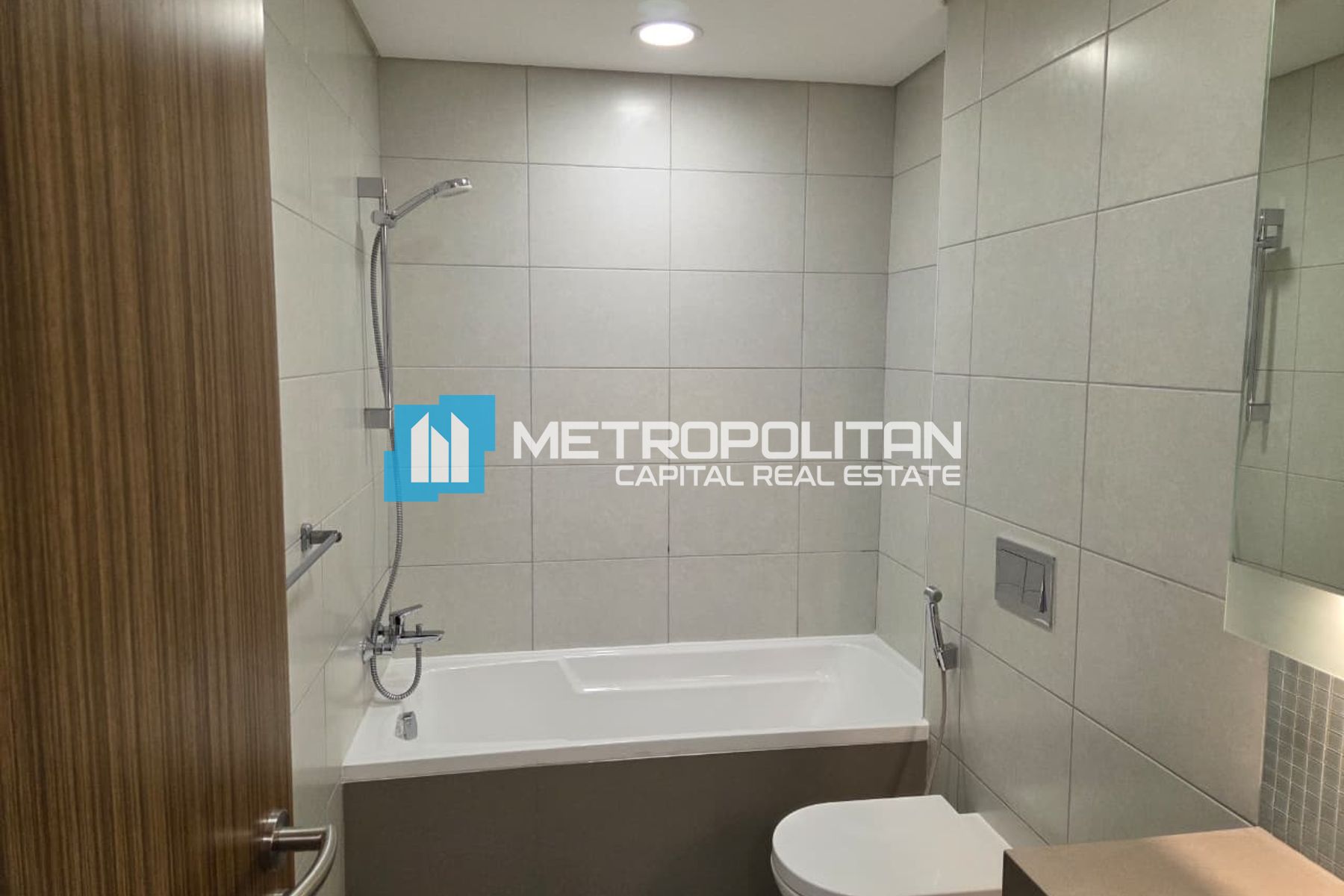 Spacious 2BR | Bright | High Floor | Canal View