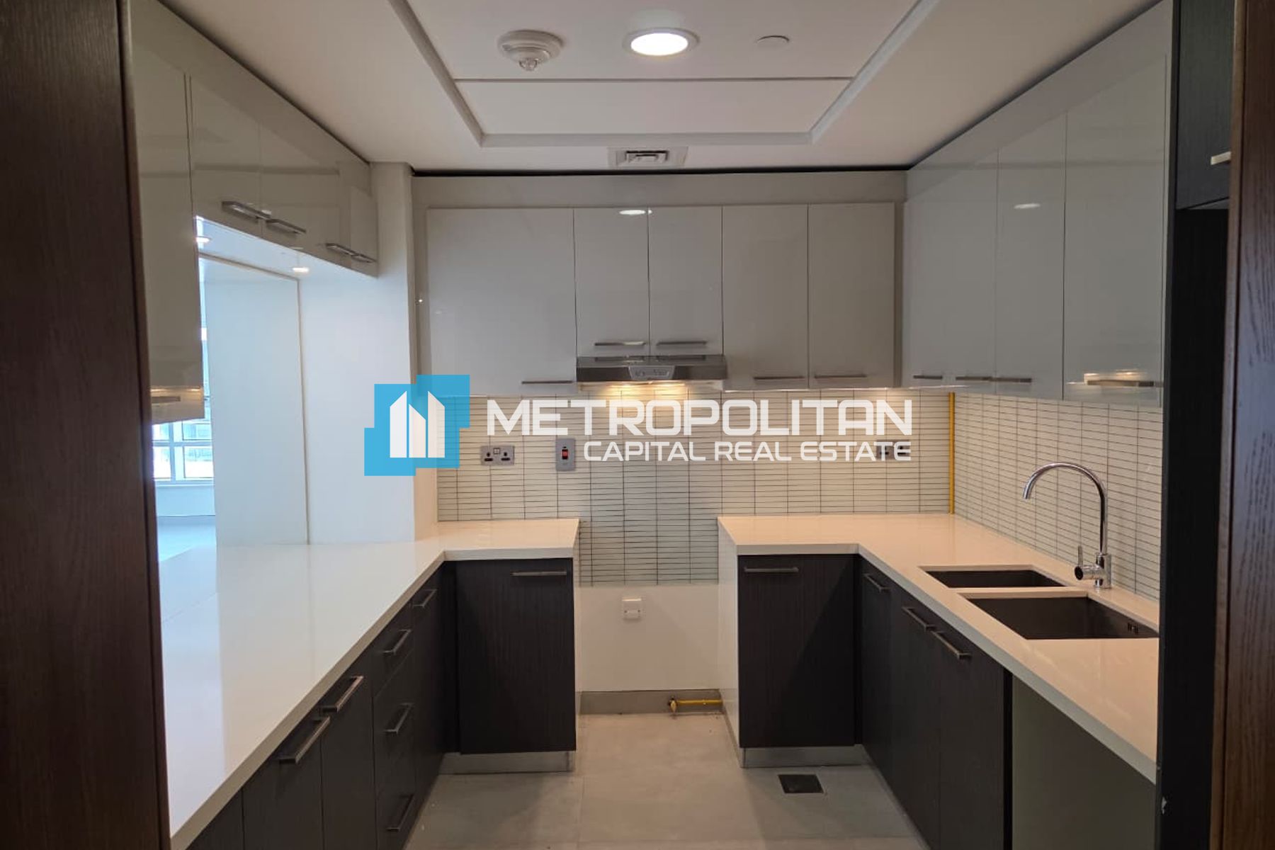 Spacious 2BR | Bright | High Floor | Canal View
