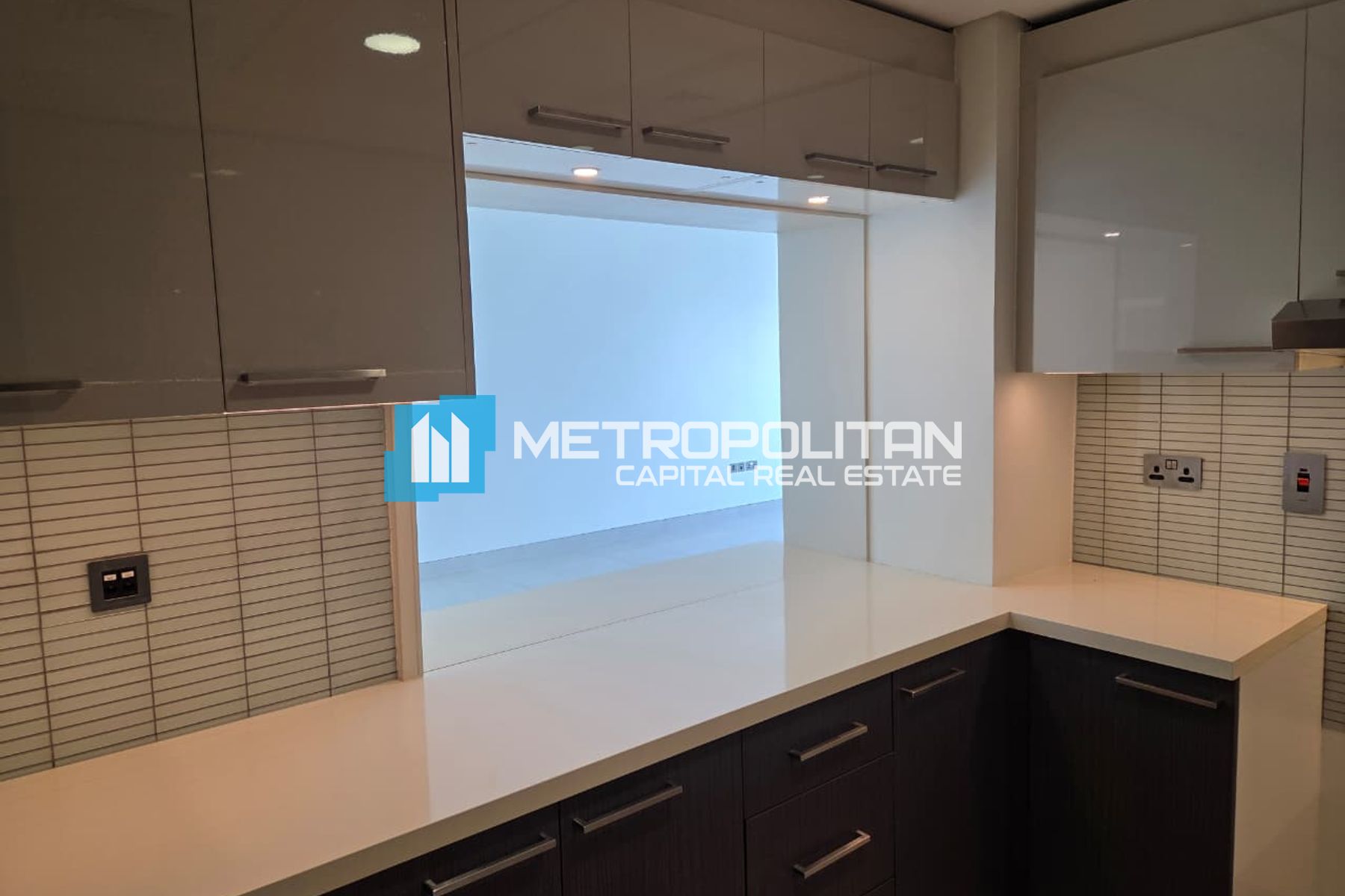 Spacious 2BR | Bright | High Floor | Canal View