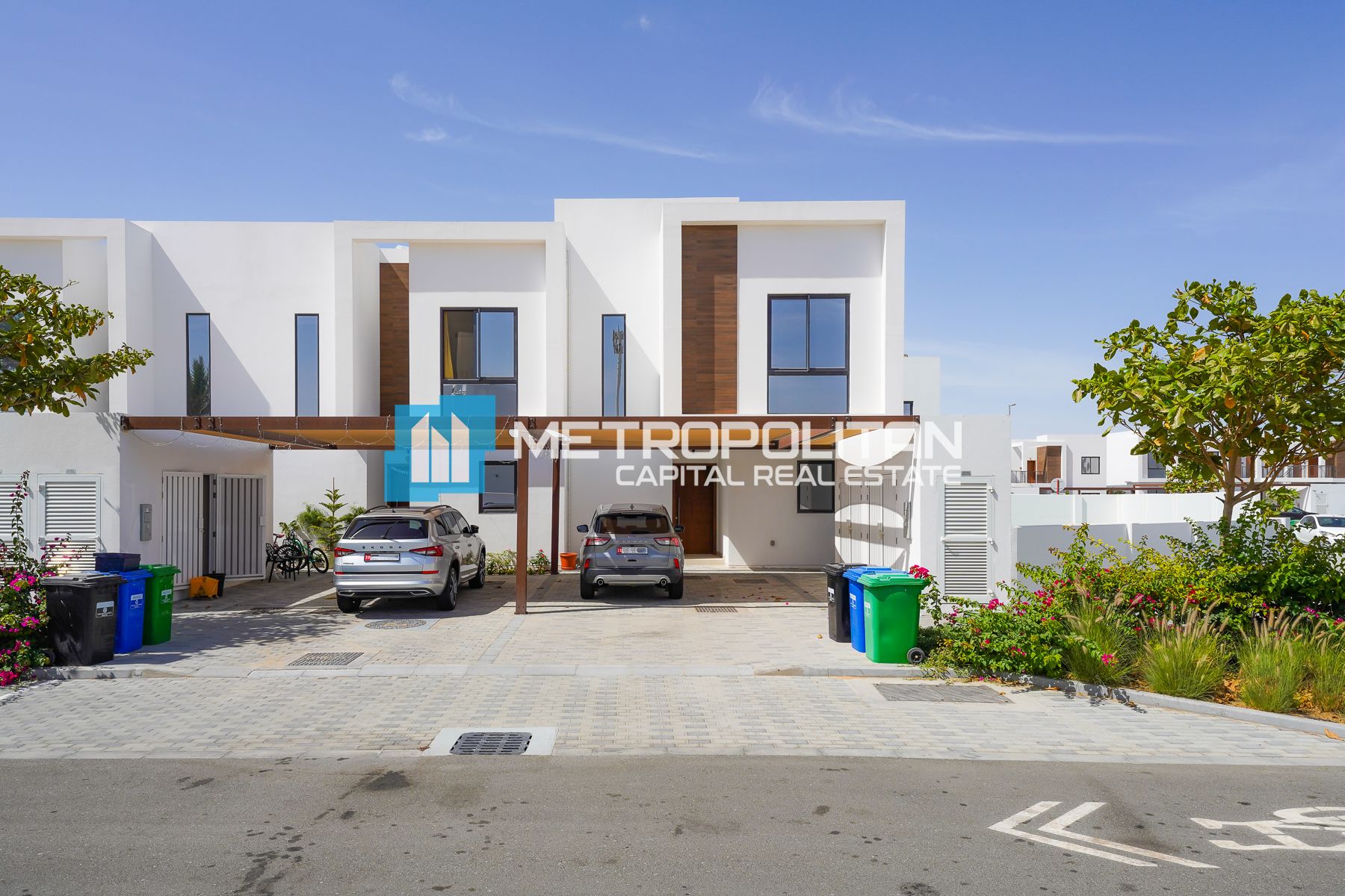 2BR Townhouse for Rent in Al Ghadeer 2, Al Ghadeer - MCR-7774